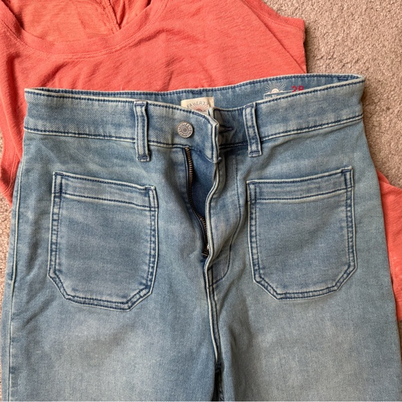 Faherty Light Wash Patch Pocket Blue Jeans - Picture 2 of 4